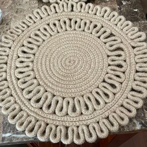 2 (pieces) Woven placemat